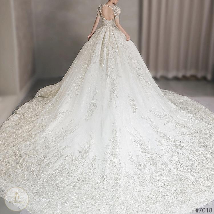 #7018 WEDDING DRESS