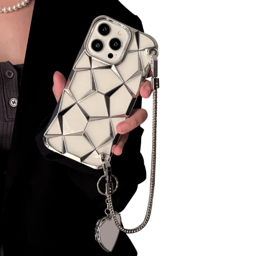#7910 ELECTROPLATED SILVER 3D DIAMOND HEART HANDHELD CHAIN PHONE CASE
