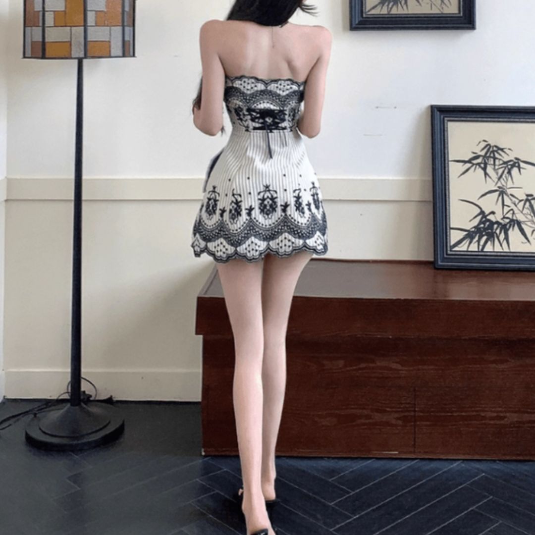 #7922  SEXY STRAPLESS DRESS